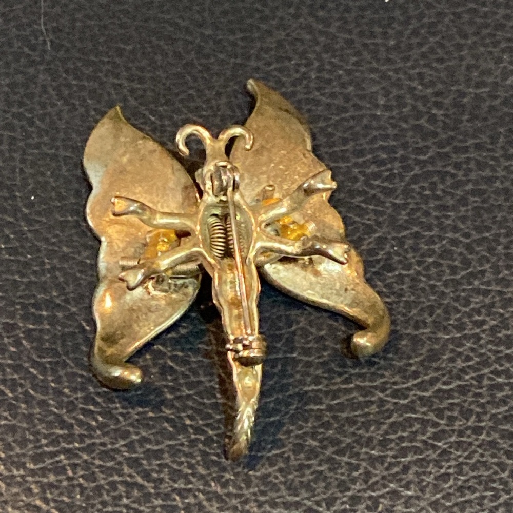 3 vntg pins: 1 Coro flowers; 1 butterfly w mop wings; 1 trembler butterfly. - Picture 9 of 9
